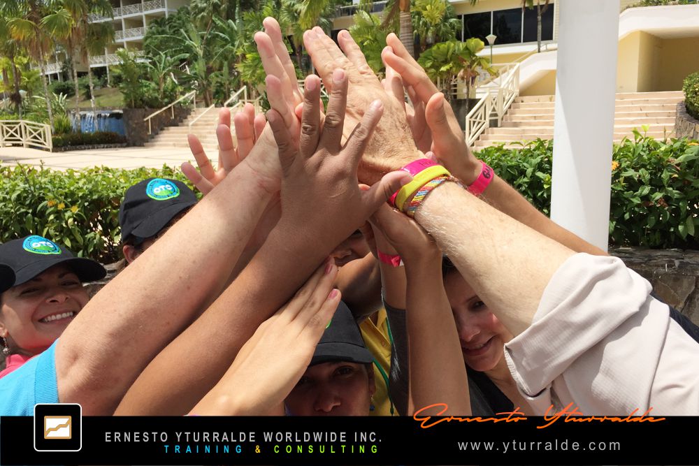 Team Building República Dominicana | Taller de Trabajo en Equipo para Empresas
